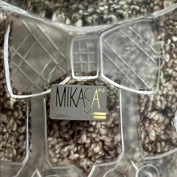 Vintage Mikasa "Holiday Bear" Crystal Serving Platter - Picture 3 of 5